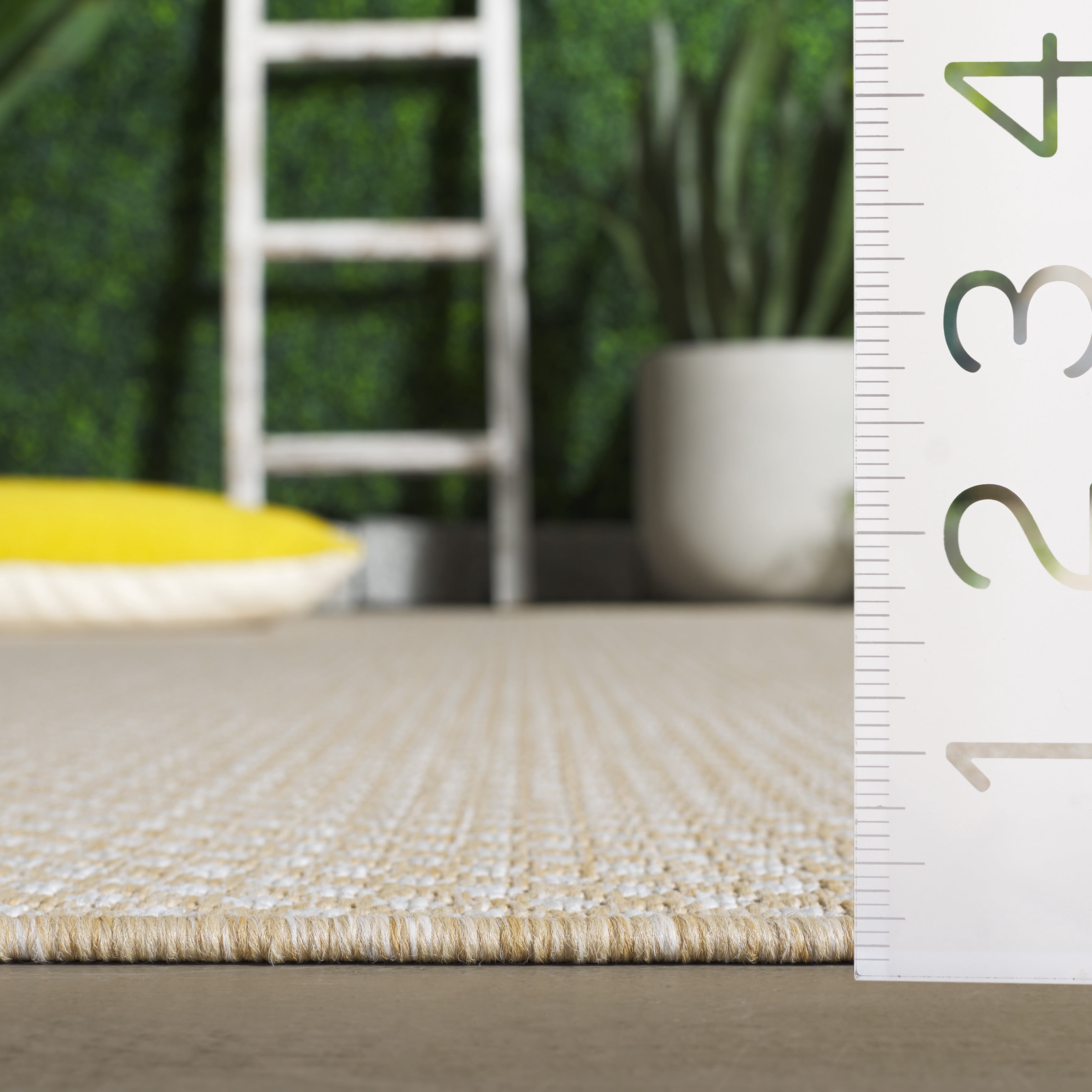 SAFAVIEH Terrace Gina Geometric Indoor/Outdoor Area Rug, Beige/Ivory, 6'7" x 6'7" Square