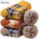 thumbnail image 1 of Calcetines de lana para hombre y mujer, medias de tubo medio, súper gruesas, cálidas, térmicas contra el frío y la nieve, 3 pares, 1 of 4