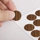 thumbnail image 3 of Pegatinas para orificios de tornillos, cubiertas de PVC autoadhesivas, pegatinas decorativas de 21 mm, tapas de cubiertas para tornillos, ideales para muebles de madera, armario, estante, placa de, 3 of 7