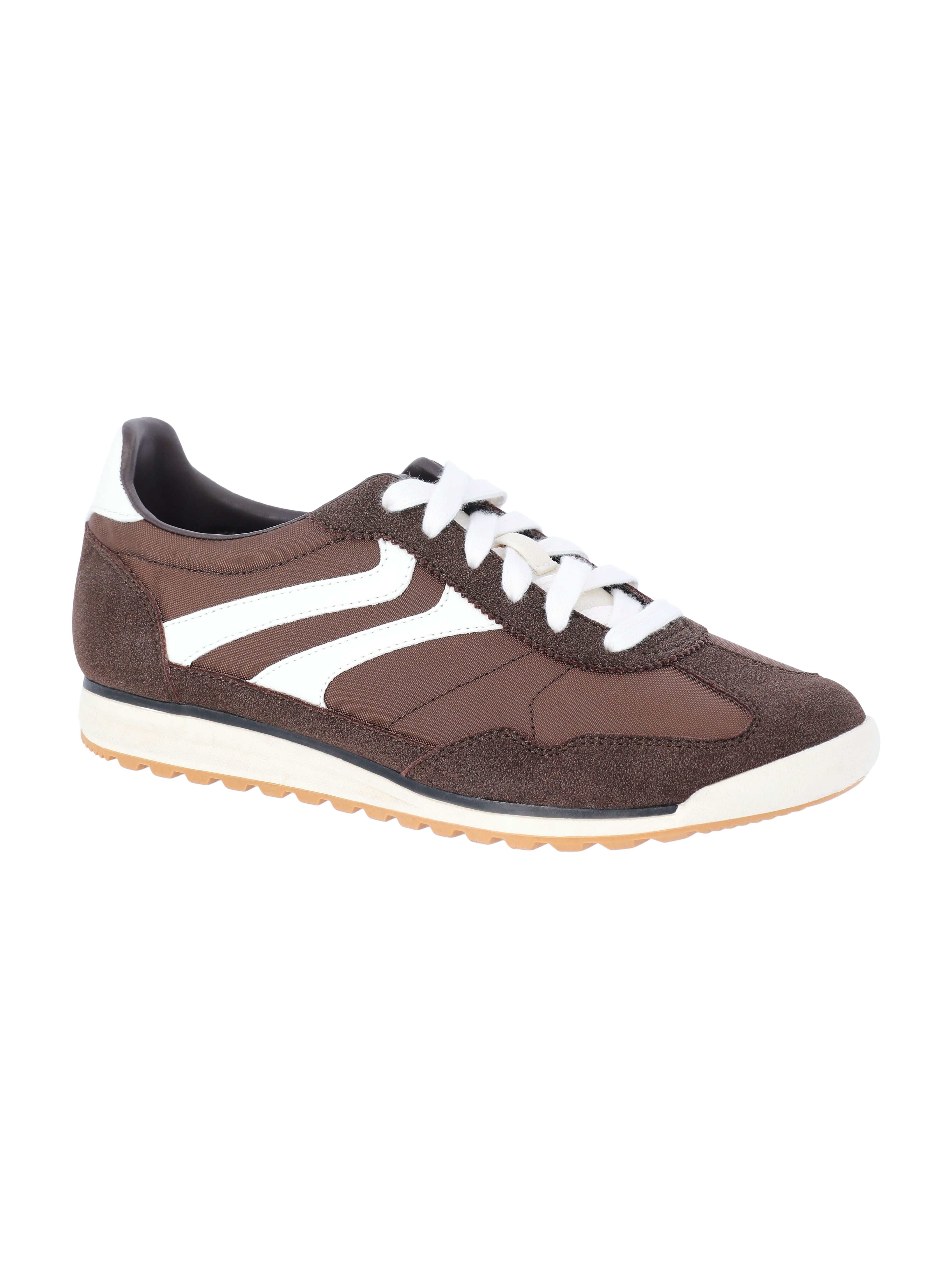 No Boundaries Women's Retro Lace-Up Sneakers
