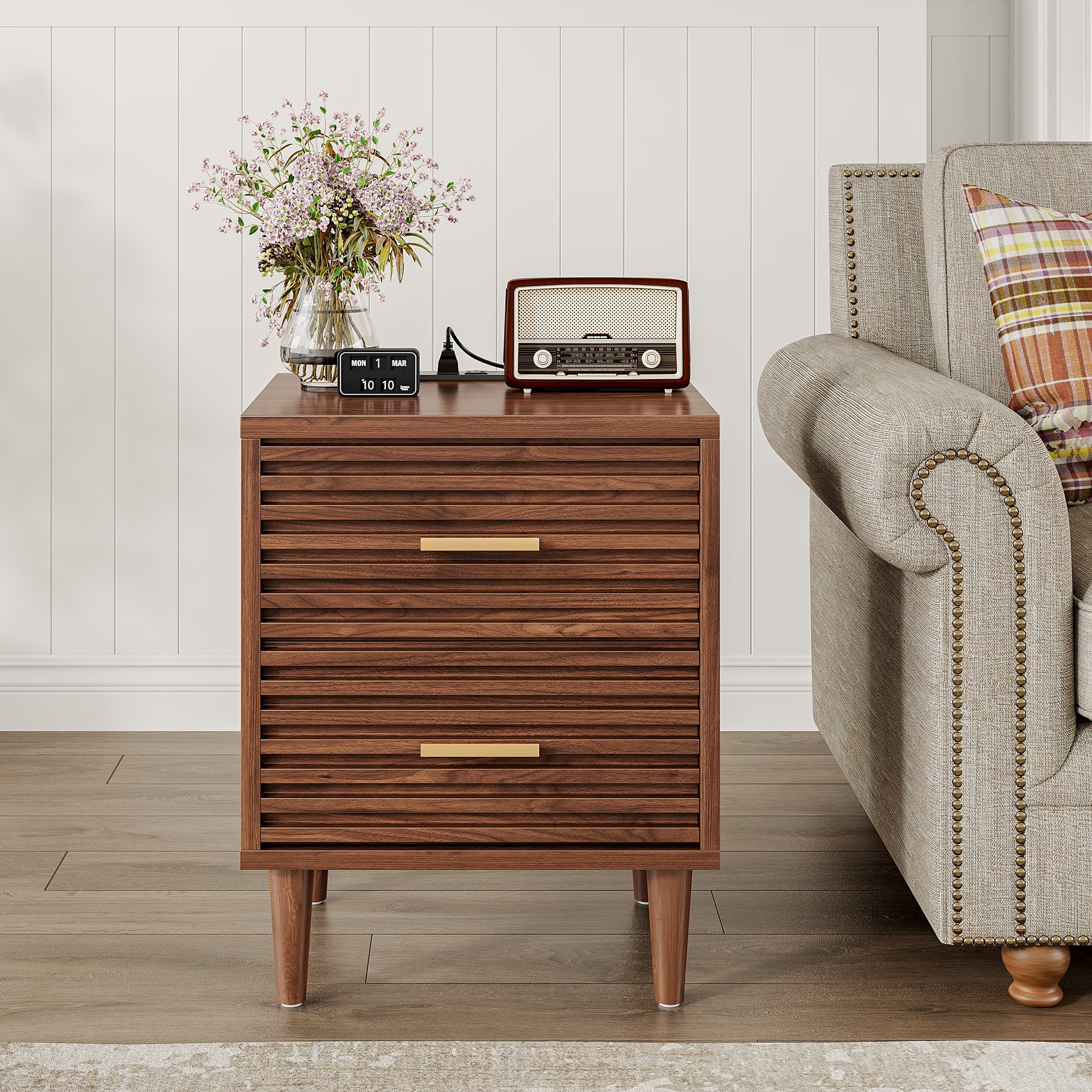 Brown Nightstand Set of 2, Fluted Night Stand With Charging Station, Mid Century Modern Night Stands For Bedroom Bedside Table, Fluted Nightstand With 2 Drawers, 19" Modern Side Table With Outlets