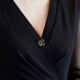 thumbnail image 2 of Accesorios de hebilla de pecho Brillar trébol invisible ligero no daña la ropa Broche exquisito para mujer 1 ud, 2 of 3