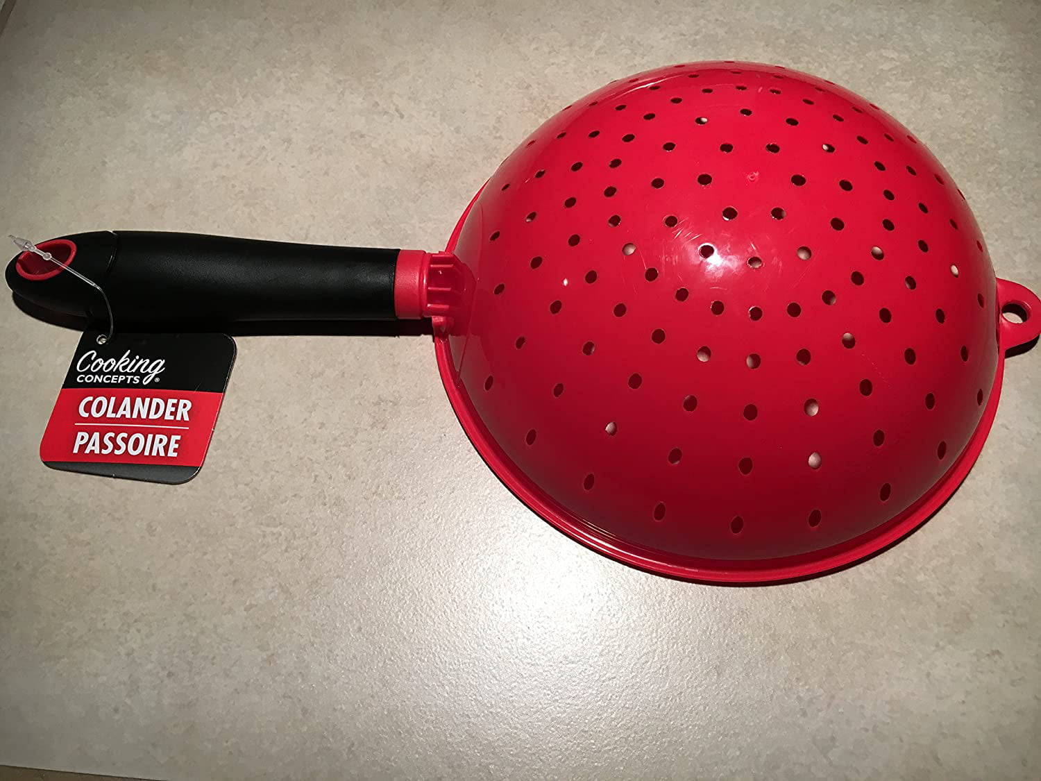 7 diameter colander strainer Kitchen Tool red with black handle 