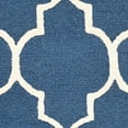 thumbnail image 5 of Safavieh Cambridge Marine Tapis de Transition - 2'6" x 22', 5 of 5