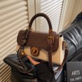 thumbnail image 2 of Bolso pequeño informal y sencillo para mujer, nuevo bolso bandolera versátil de estilo retro, de piel encerada de alta calidad, cuadrado pequeño, 2025, 2 of 5