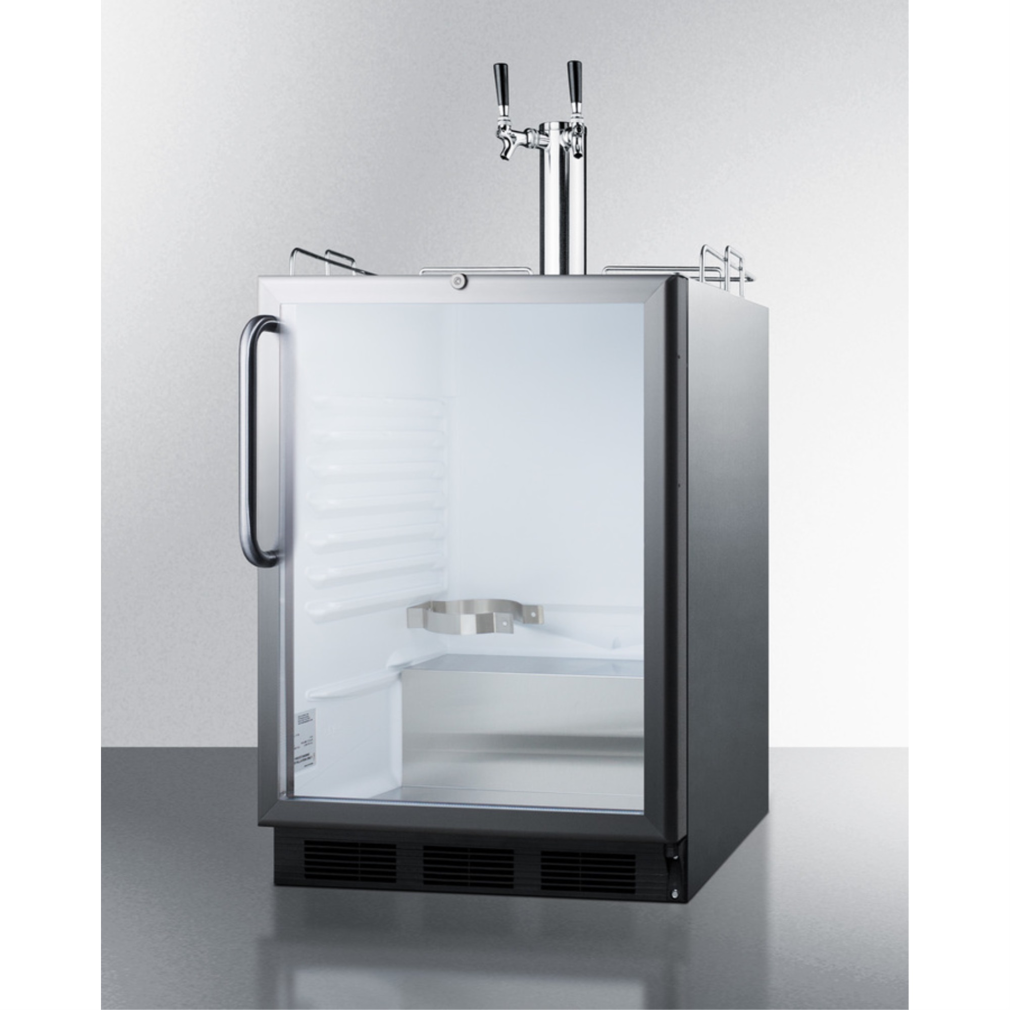 Summit Sbc56gbicssada 24" Wide 5.5 Cu. Ft. Built-In Commercial Double Tap Ada Kegerator -