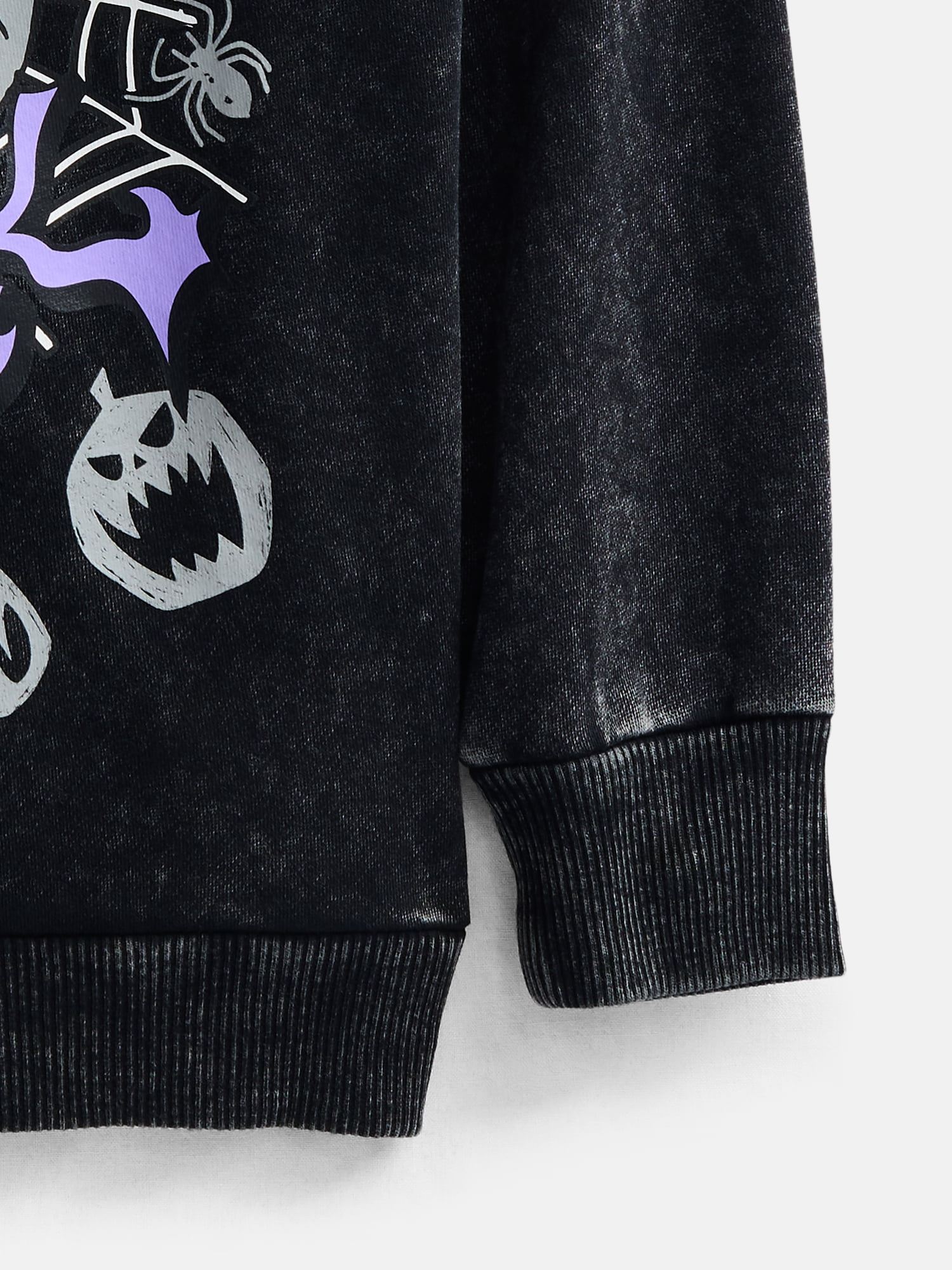 Nightmare Before Christmas Boys Long Sleeve Halloween Graphic Crewneck Sweatshirt, Sizes 4-18