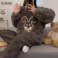 thumbnail image 4 of SUKAE HQ-Conjunto de Pijamas térmicos de terciopelo grueso chino para mujer, ropa de dormir de manga larga, oso rosa, Preppy, coreano, Invierno, 4 of 5