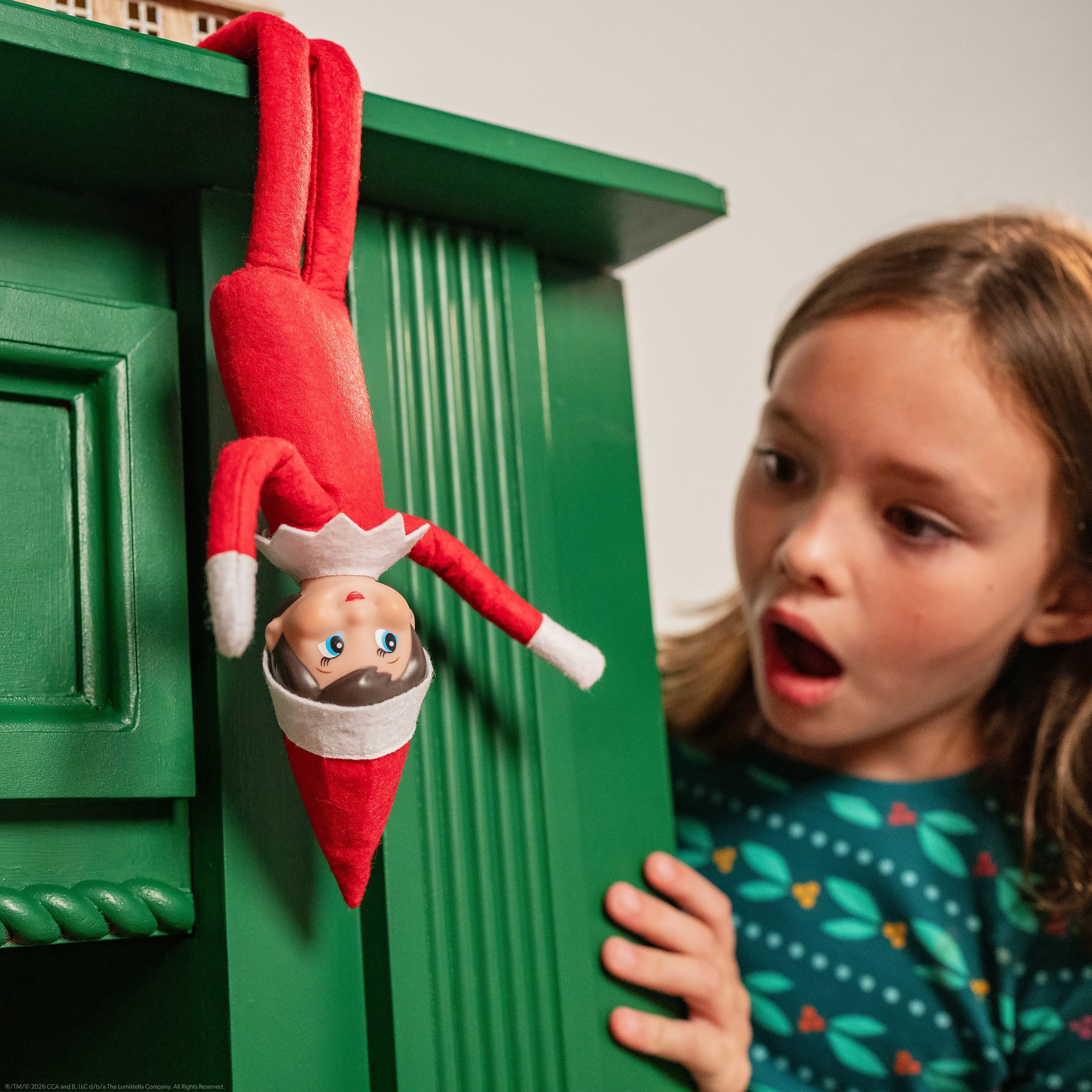 The Elf on the Shelf Poseable Girl Scout Elf with Brown Eyes - Complete Box Set with Storybook