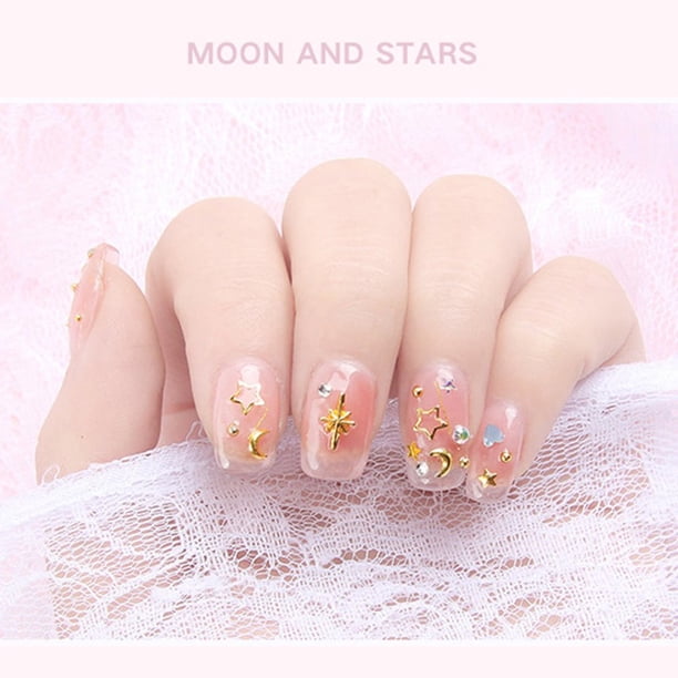 CNKOO 3D Metallic Metal Rivet Heart Moon Star Nail Tips