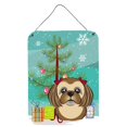 thumbnail image 1 of Caroline's Treasures - Árbol de Navidad y Shih Tzu marrón chocolate para colgar en la pared o en la puerta BB1621DS1216, 16HX12W, multicolor Caroline's Treasures BB1621DS1216, 1 of 1