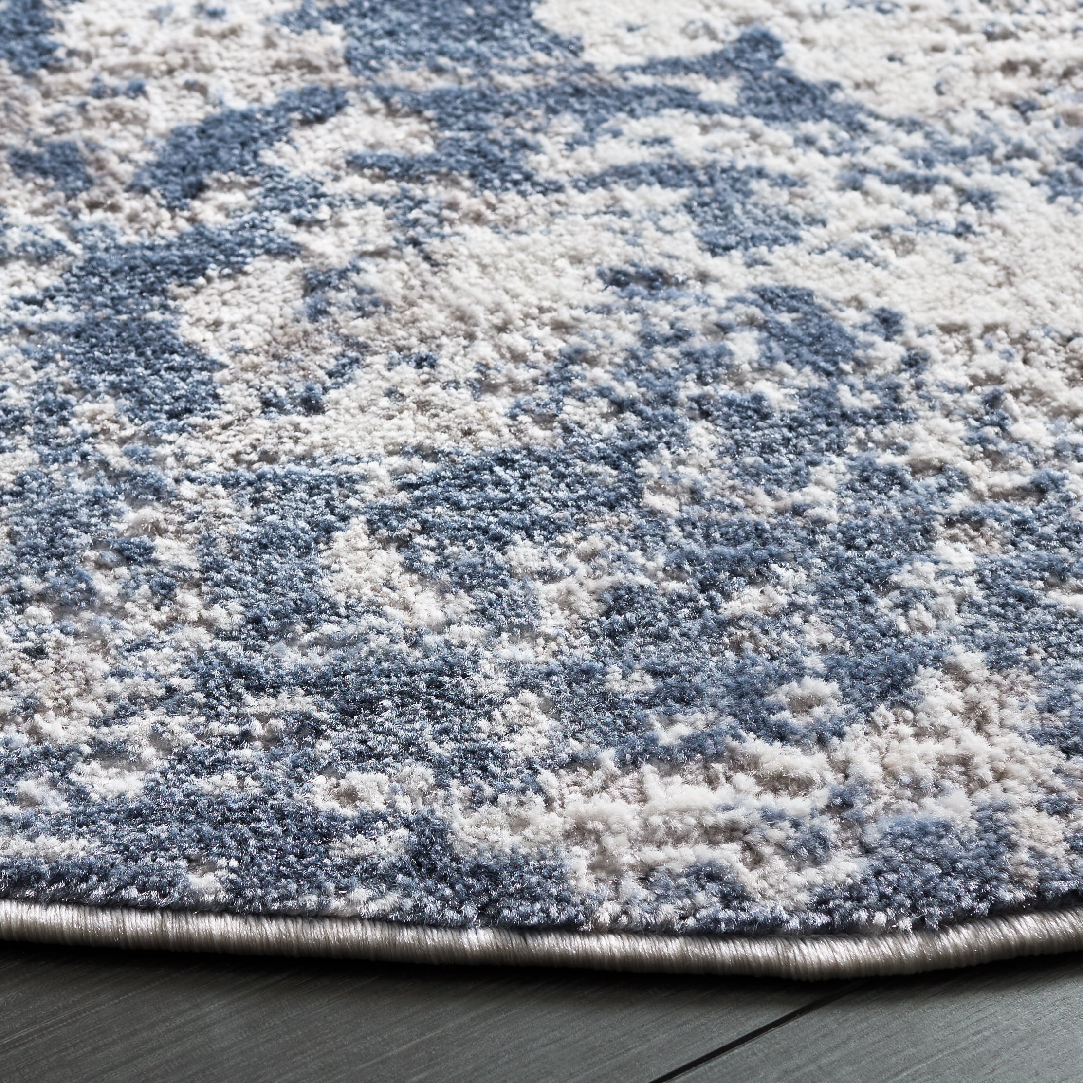 Safavieh Amelia Alastar Abstract Distressed Area Rug, Dark Blue/Gray, 5'3" x 5'3" Round