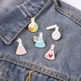 thumbnail image 3 of 5x lindo químico vaso de precipitados broches esmaltados insignias Pin divertido aleación moda ciencia novedad adornos chaquetas joyería decor Sunnimix Broches de vaso químico, 3 of 8