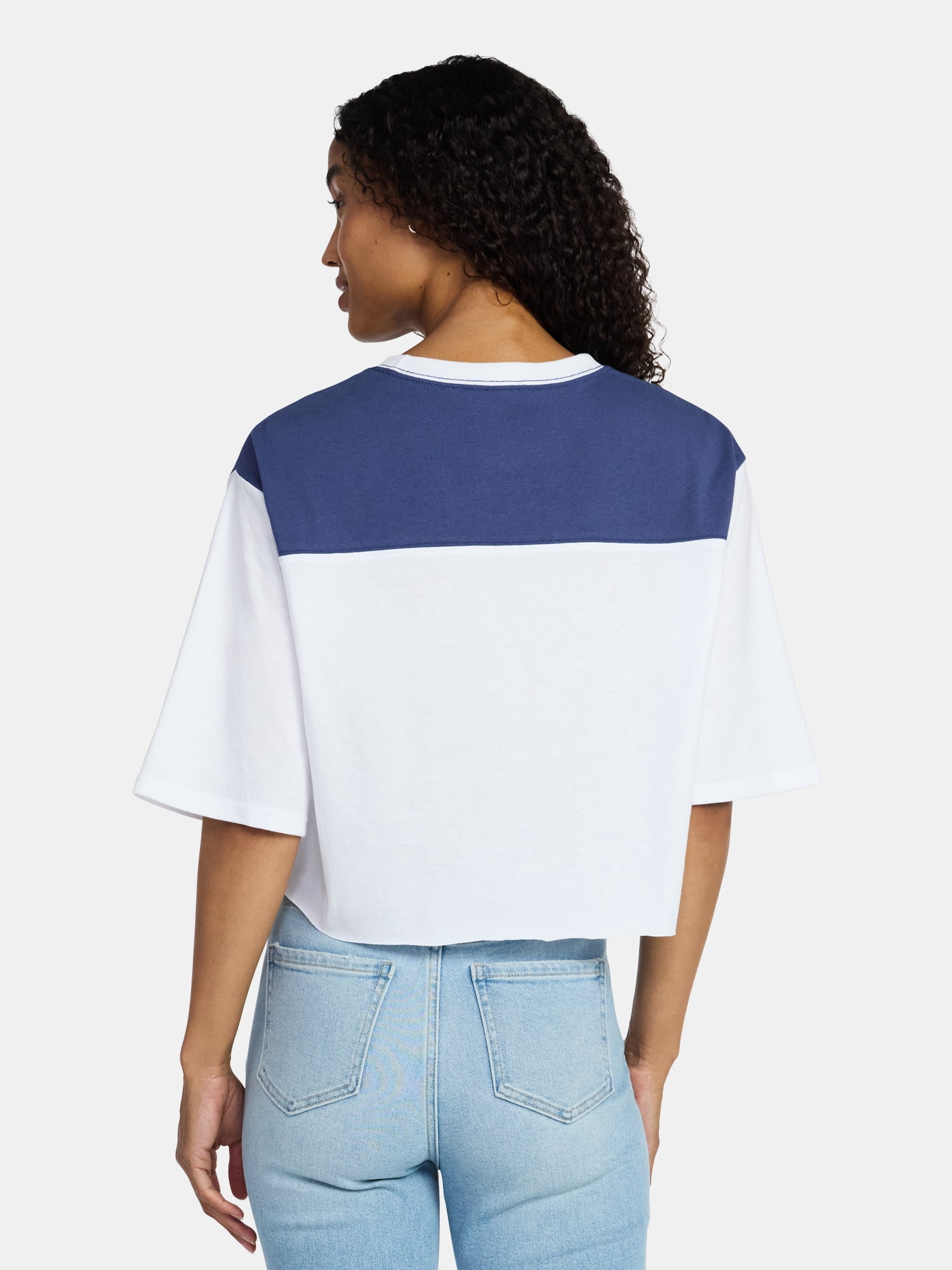 Lilo & Stitch Women's Graphic Skimmer Tee, Sizes XXS-XXL