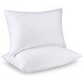 thumbnail image 1 of Juego de 2 camas Pillows Utopia Bedding tamaño queen para hotel, color blanco refrescante, 1 of 9