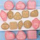thumbnail image 3 of Molde para Galletas Zhivalor 8 Piezas con Sello de Émbolo Rosa, 3 of 5