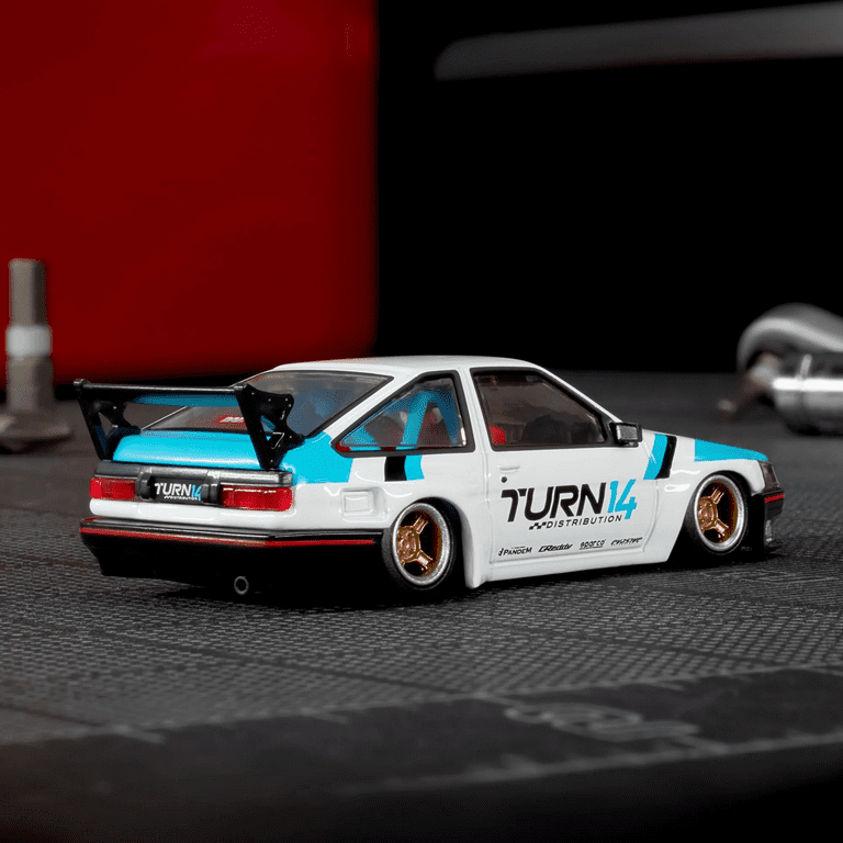 ホットウィール エリート64 トヨタ カローラ レビン AE86 2台セット Hot Wheels Toyota Corolla Levin (AE86) Custom Collectors