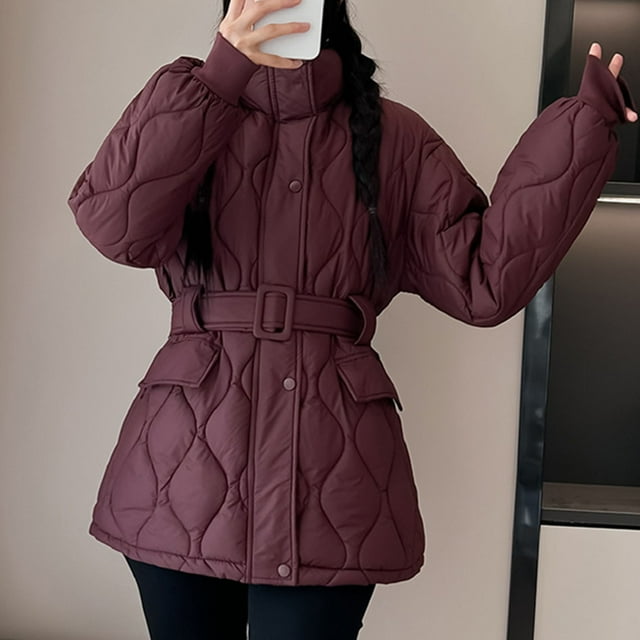 UPPADA Manteaux Matelassés Mi-Longs pour Femmes, Veste Courte d'Hiver, Manteaux Chauds Matelassés, Manteaux d'Extérieur avec Poches, Longs Manteaux Matelassés Rouges, TG