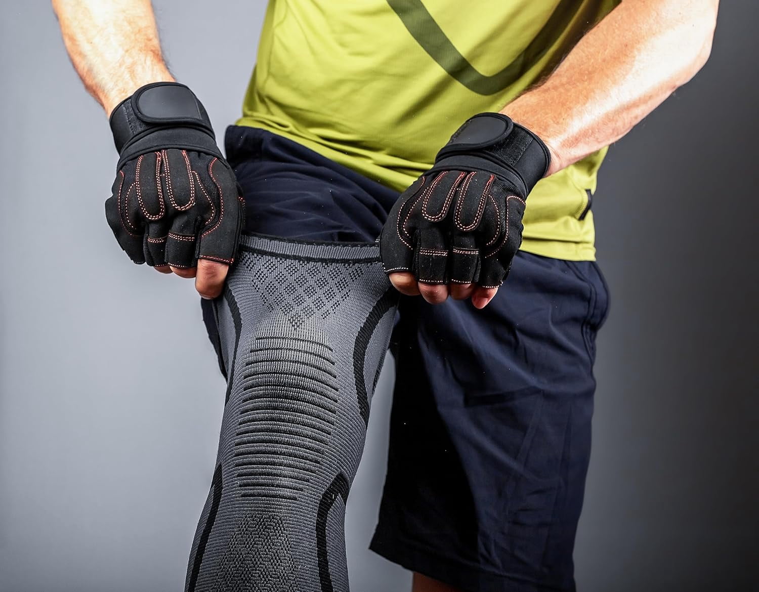 Knee Support Brace Compression Sleeve For Arthritis, Joint Pain, Ligament Injury, Meniscus Tear, ACL, MCL, Tendonitis, Pain Relief (Pack 1 Medium)