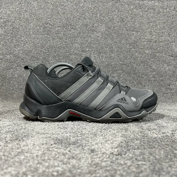 Adi-das Terrex AX2R CM7728 Men's Size 10 Carbon Grey Outdoor Hiking?Shoes Used