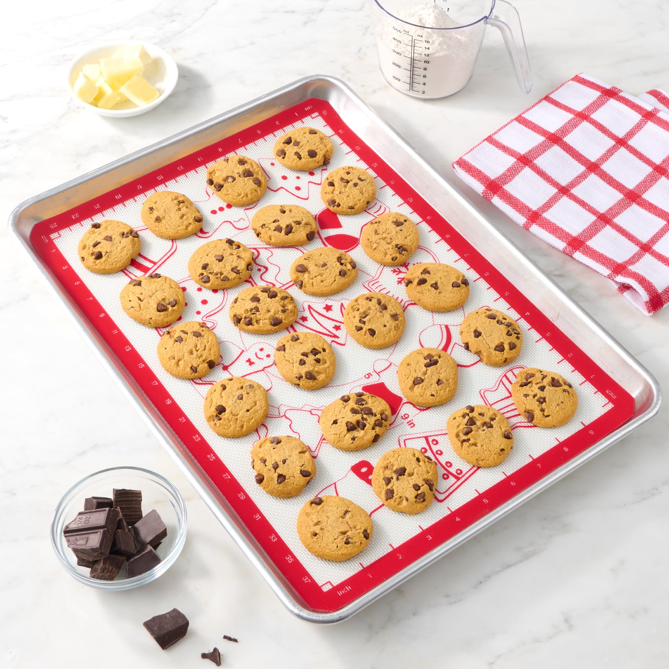 Holiday Time Silicone Baking Mat, Red and White