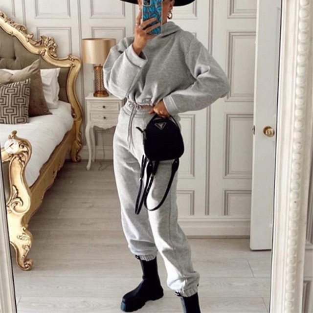 Jogging Suits For Women 2 Piece Sweatsuits Tracksuits Outfits Ladies Long Sleeve Crop Hoodie Tops Sweatpants Sets