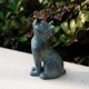 thumbnail image 3 of Estatua de gato retro, decoración de jardín con diseño especial, superficie de rayas retro y efecto moteado, 1 pieza de piedra de poliresina impermeable, decoración del hogar para jardín, estantería,, 3 of 5