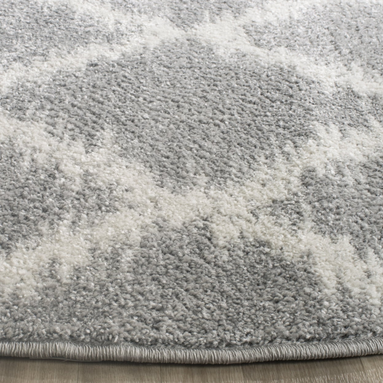 SAFAVIEH Adirondack Caryl Geometric Area Rug, Silver/Ivory, 4' x 6'