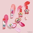thumbnail image 4 of Set de maquillaje Lip Smacker Hello Kitty, esmalte de uñas y bálsamo labial, 4 of 7