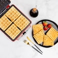 thumbnail image 4 of Uncanny Brands el Waffle de Lujo Grinch, 4 of 5