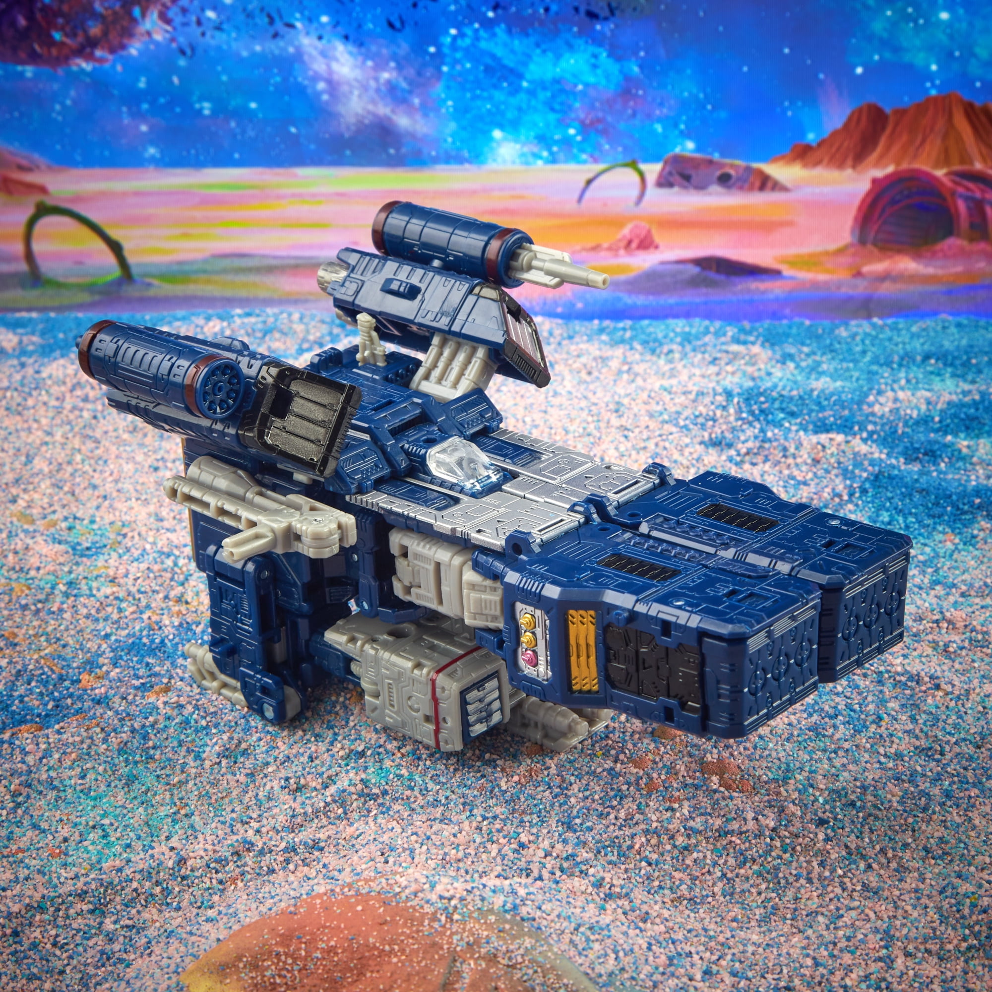 Transformers Toys Generations Legacy Voyager Soundwave Action Figure