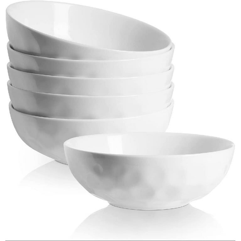 Hot Bowl, Cool Hands: Microwave Bowl with Lid and Handle