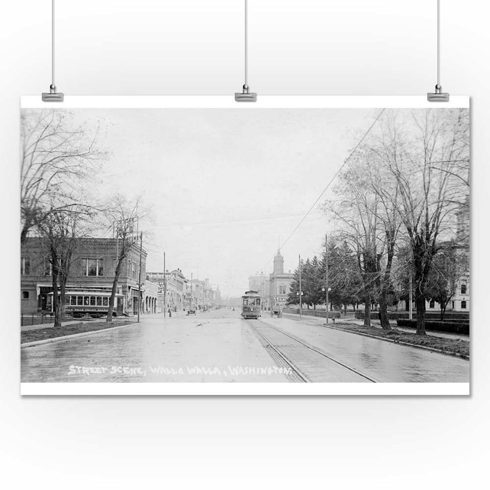 Walla Walla, Washington A Street Scene (24x36 Giclee Gallery Print, Wall Decor Travel Poster
