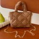 thumbnail image 1 of Bolsos de mujer Bolso tote de hilo bordado acolchado Ocio diario (Marrón S), 1 of 3