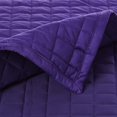 thumbnail image 3 of Set de edredón Tribeca Living Luxury Velvet Queen Purple, 3 of 4
