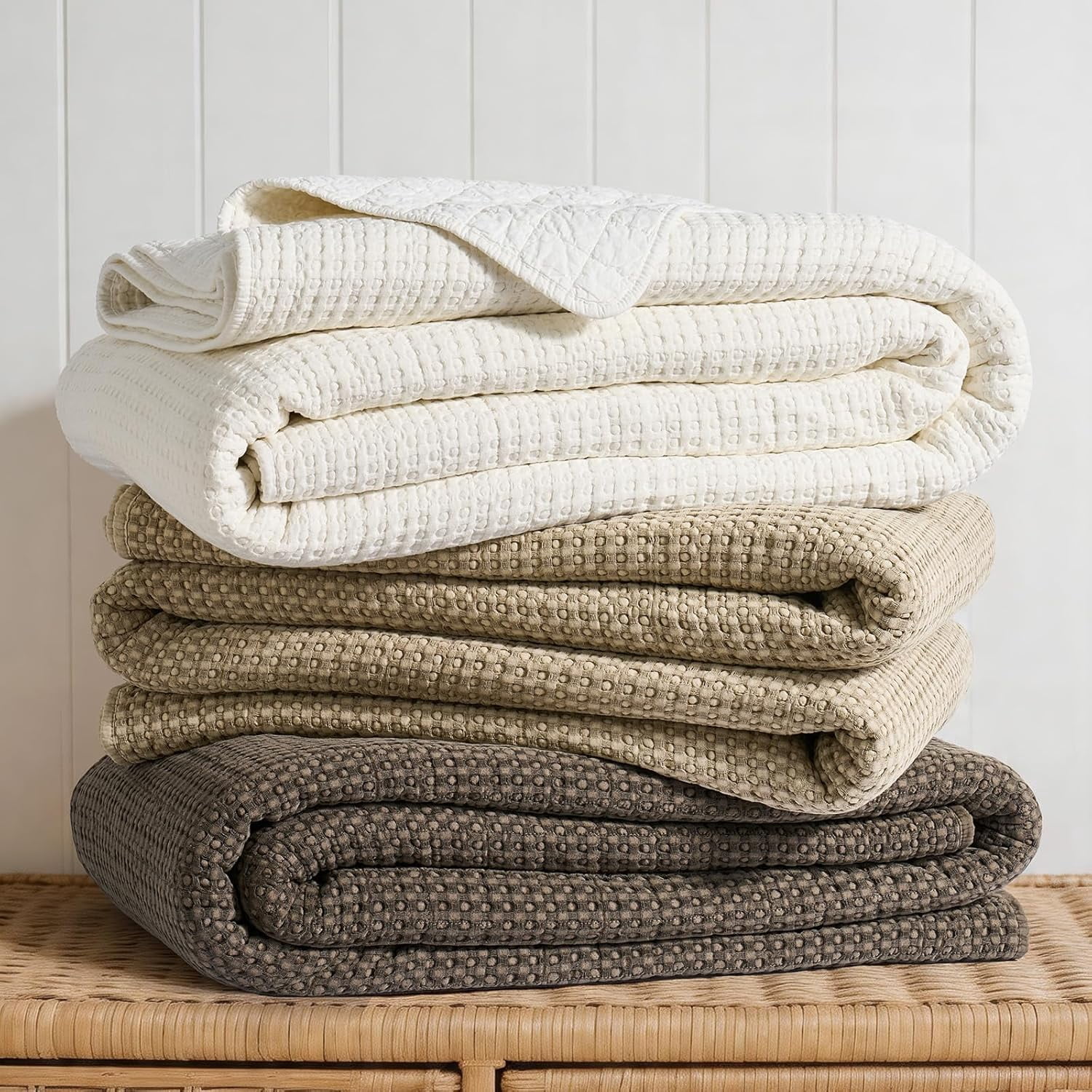 EverGrace Stonewashed 100% Natural Cotton Waffle Quilt Set King Size 3 Pieces, Durable, Textured & Substantial Bedding, Quilted Coverlet Bedspread with 2 Shams for All Seasons, Mushroom Brown