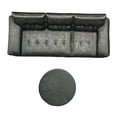 thumbnail image 3 of Modelo de sofá y mesa a escala 1/64 para taller mecánico, decoración de escena, accesorio para diorama de taller mecánico, realista para maquetas de sofá negro, 3 of 9