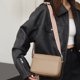 thumbnail image 5 of Bolso para teléfono móvil para mujer, bolso de viaje informal con cremallera, versátil y sencillo (caqui), 5 of 7