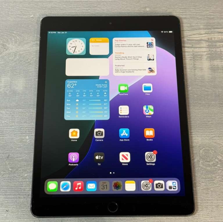 iPad（第6世代）Wi-Fi + Cellular：A1954 32GB Pre-Owned Apple iPad 6th Gen A1954 (WiFi + Cellular Unlocked) 32GB
