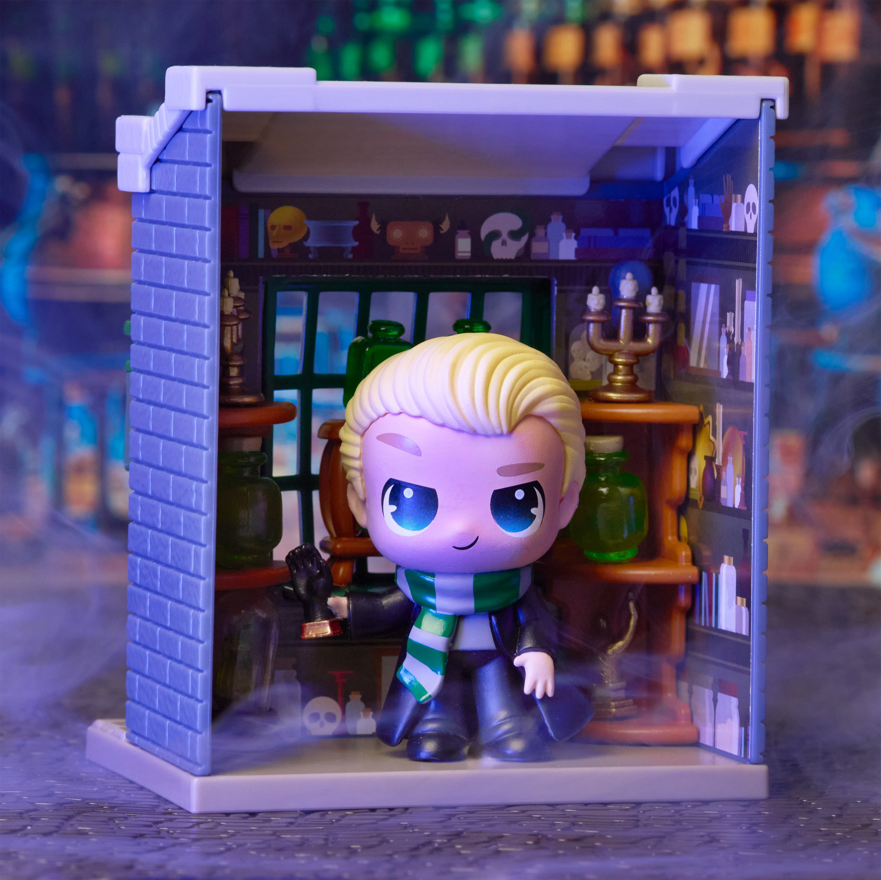 Happy Haul Harry Potter Shops of the Wizarding World Scene Setters Surprise Toys, Drop 2 Blind Box Collectibles, 4-Inch Figure with Shop Display by Just Play, Ages 8+