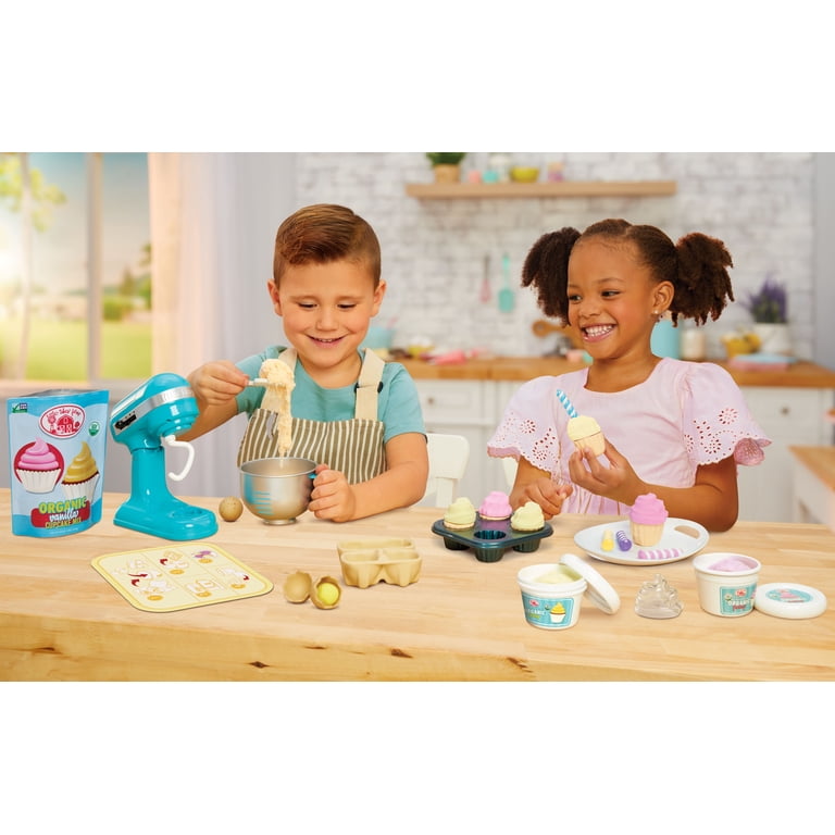 Free Shipping! Little Tikes Creative Chefs Baker's Kit with Make