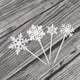 thumbnail image 5 of Paquete de 4 adornos para cupcakes con copos de nieve y purpurina para Navidad y cumpleaños. blanco, 5 of 9