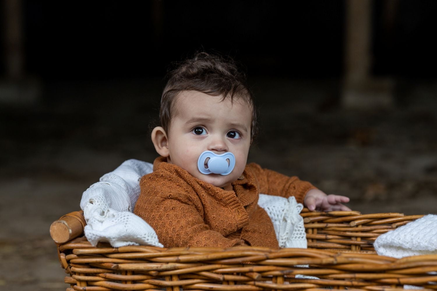 Lot de 2 sucettes Lullaby Planet | Adorable design rond en latex | Design fonctionnel à la mode et confortable | Bleu glacier et gris brumeux | 0-6 mois