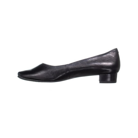 clearance black pumps