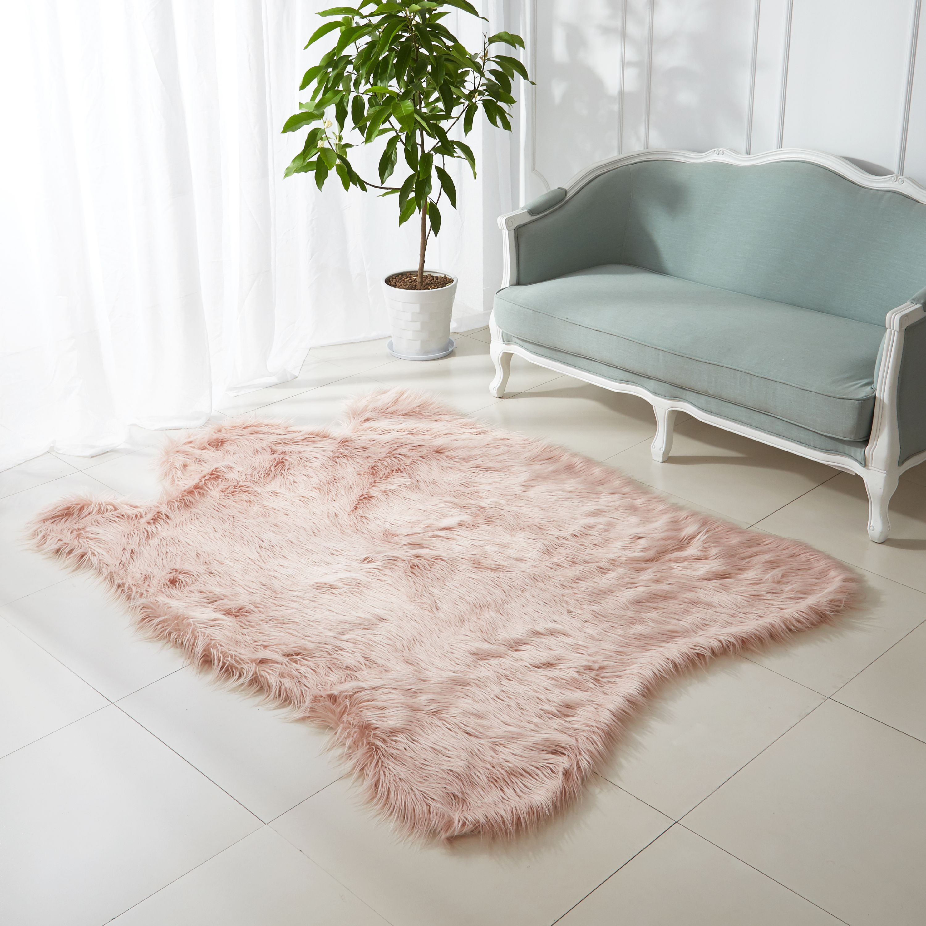 Mainstays Mongolian Faux Fur Figural Rug