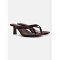 thumbnail image 2 of No Boundaries Women's Kitten Heel Thong Sandals, 2 of 5