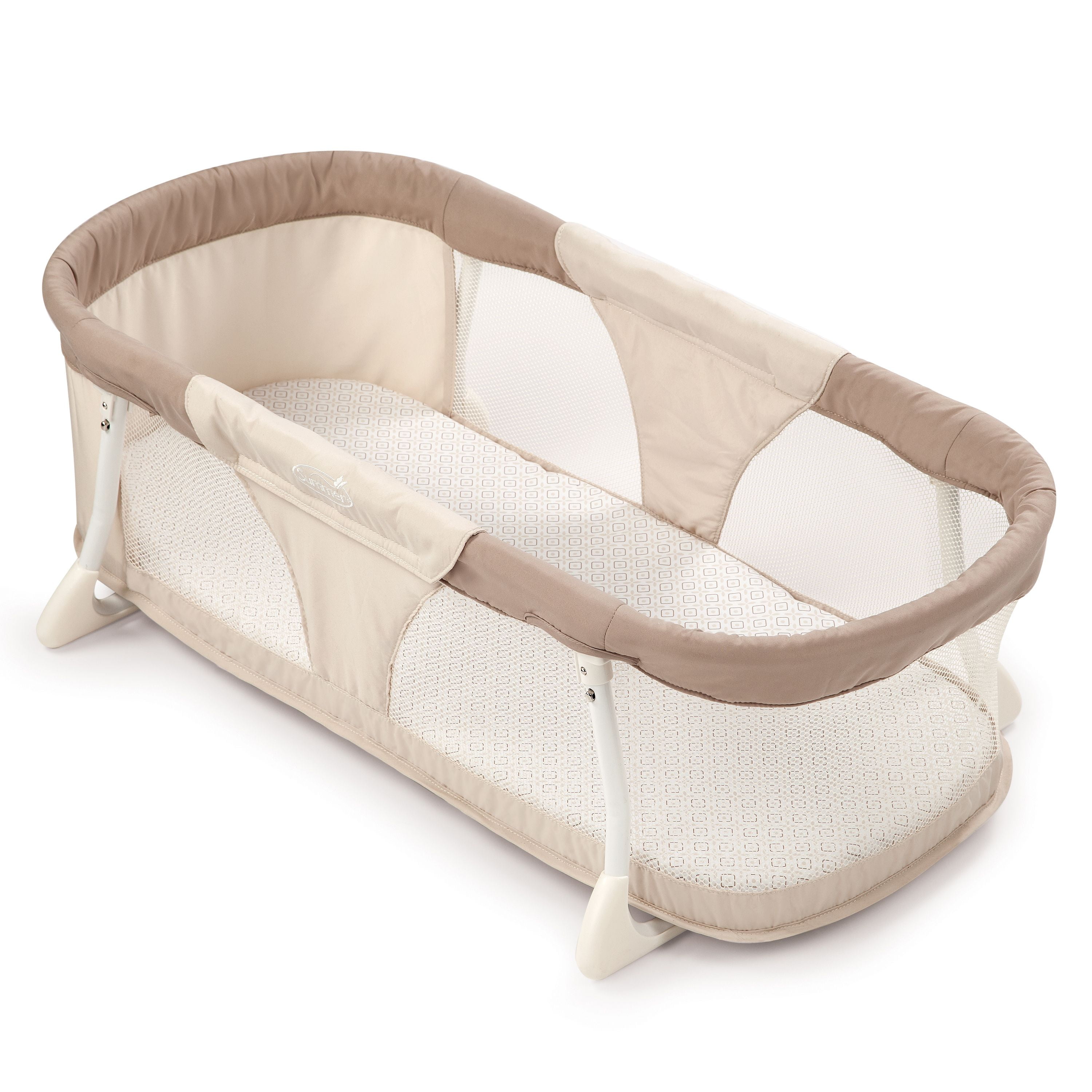 bassinet with mesh sides