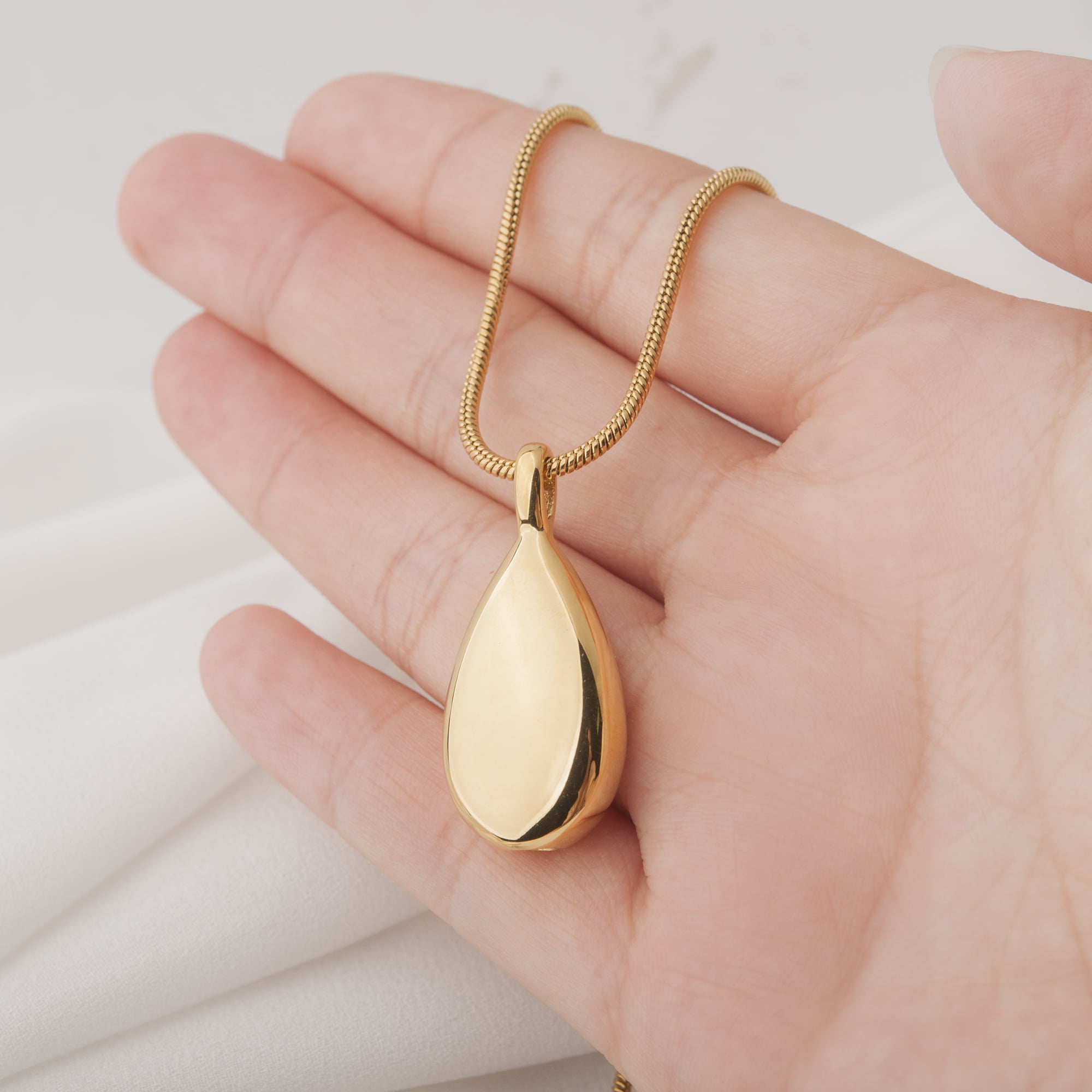 Teardrop Cremation Necklace - Engraved Cremation Jewelry – Oaktree Memorials