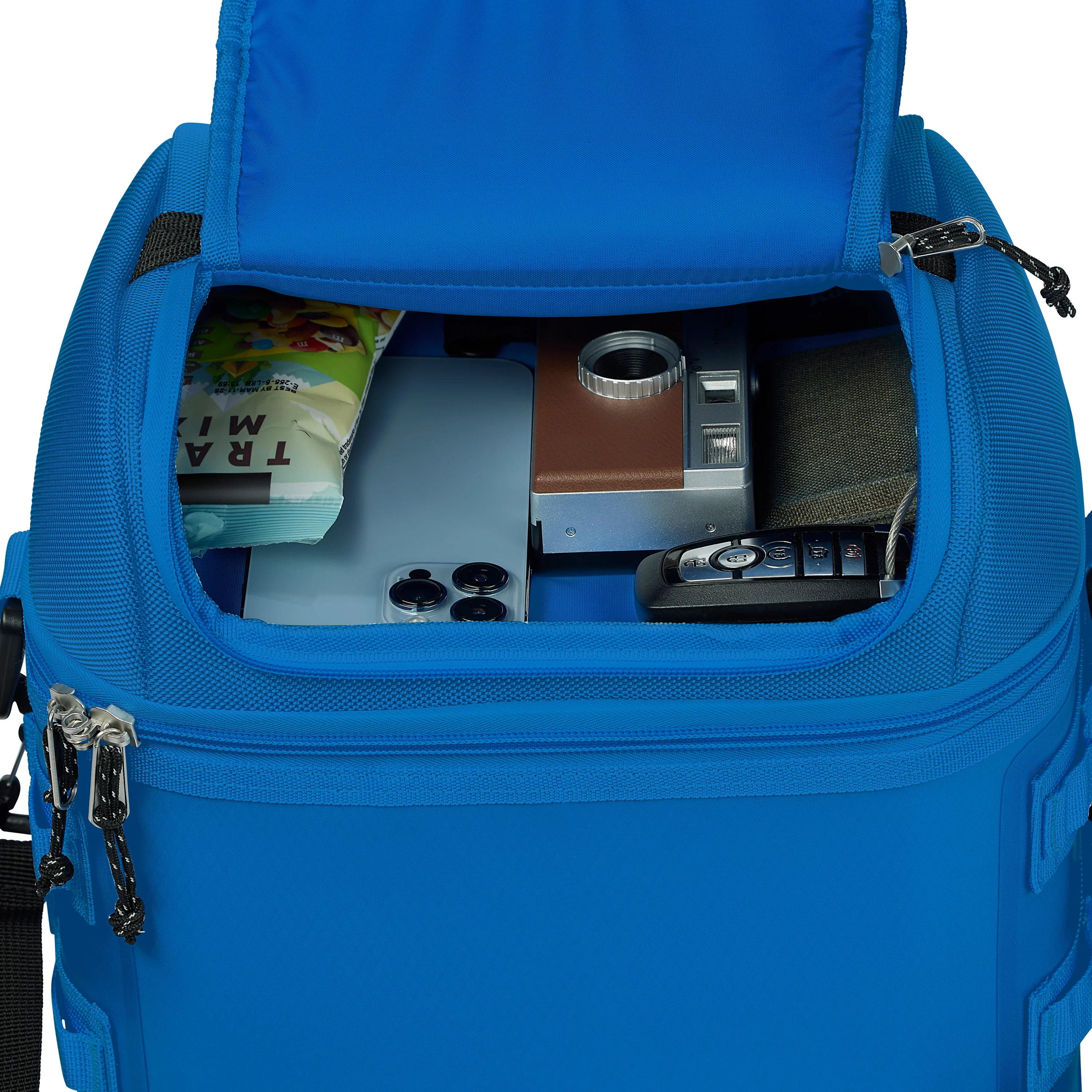 Coleman Pro Premium Soft Cooler, 24 Can (32 qt) Lunchbox with Insulated Lid & Body, Stays Cold up to 35 Hours