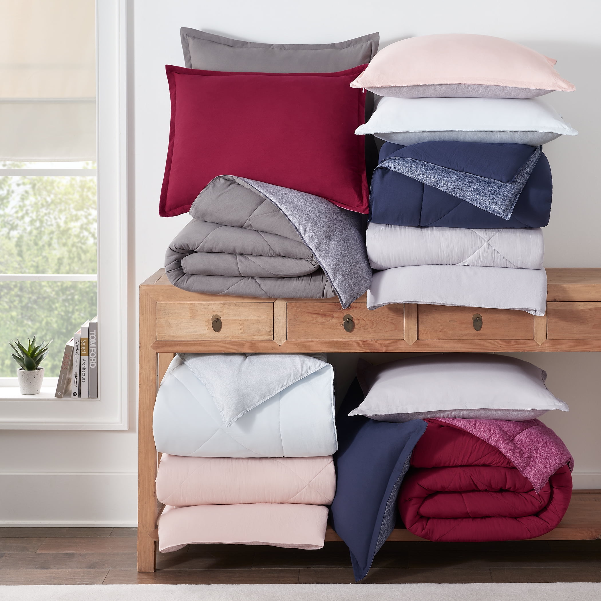 Serta Supersoft Washed Solid Reverse to Print 7-Piece Bed in a Bag, Queen